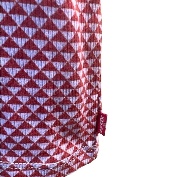 Levis NWT size large ribbed tank top. So cute! - Picture 2 of 3